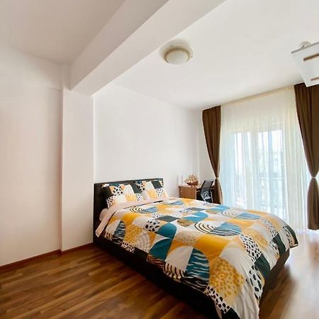 Cozy Apartment 2 Bedroom Private Parking Cluj-Napoca Exterior photo